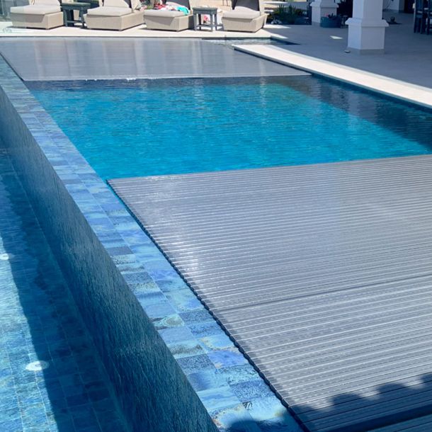 cubiertas lamas piscinas desbordantes
